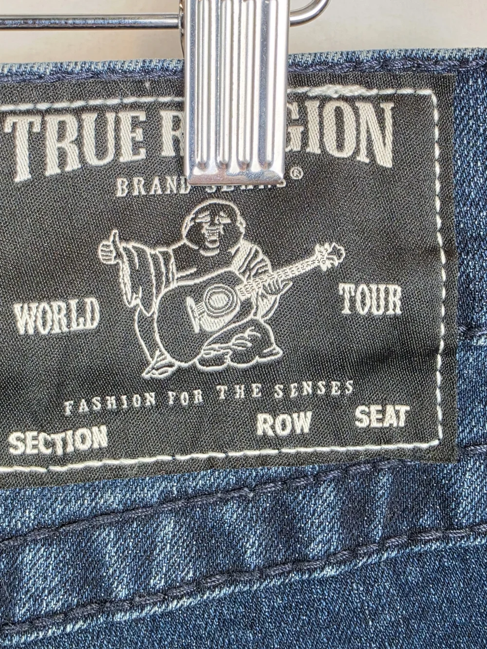 True Religion Geno Relaxed Slim Big T Flap Jeans Men's 36 Medium Wash NWT